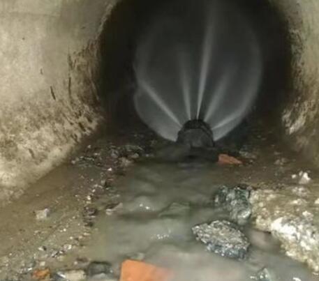 梨林镇市政管道清淤