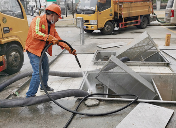 梨林镇隔油池清理